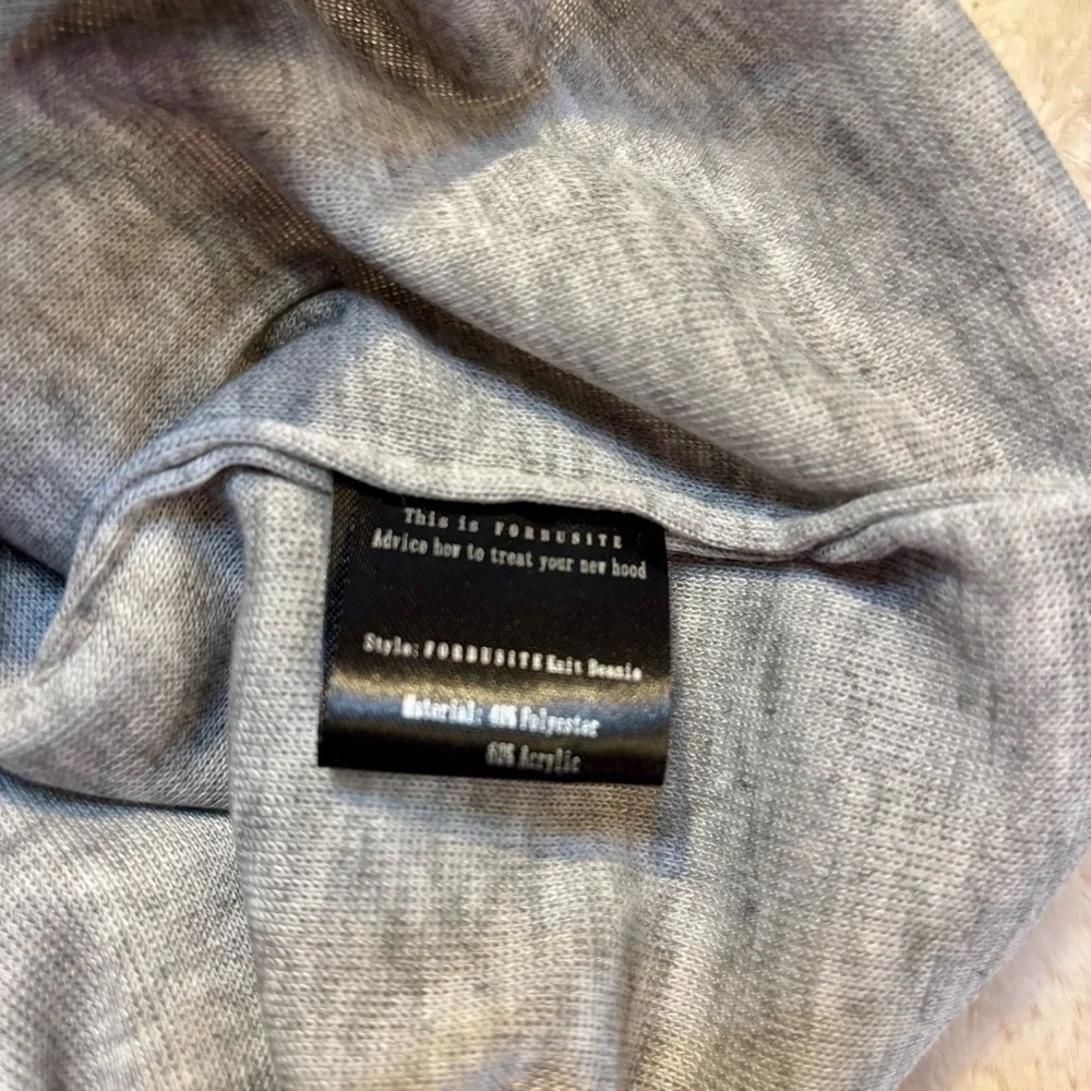 NWT Beanie Hat Forbusite White Cable Knit Beanie Grey Interior